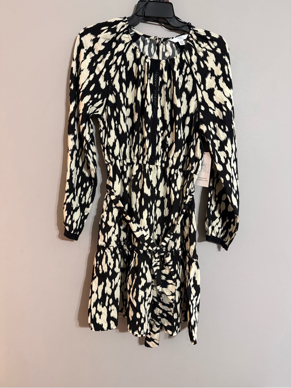 Time and Tru Women’s Black and Cream Abstract Print LS Dress w Removable Belt Sm